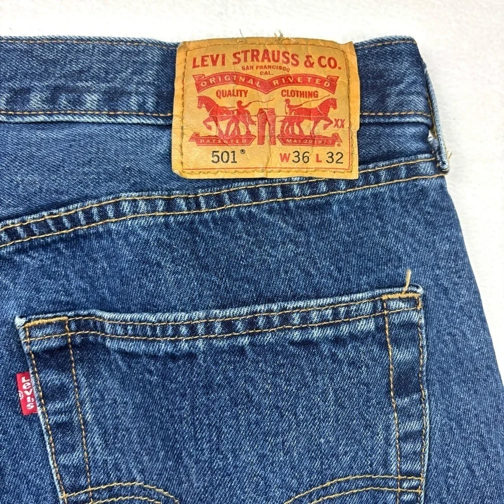 Levi’s 501 Button Fly Medium‎ Wash Rugged Solid Classic “50’s” Jeans Size 36/32